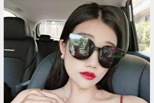 同城找富婆的微信号